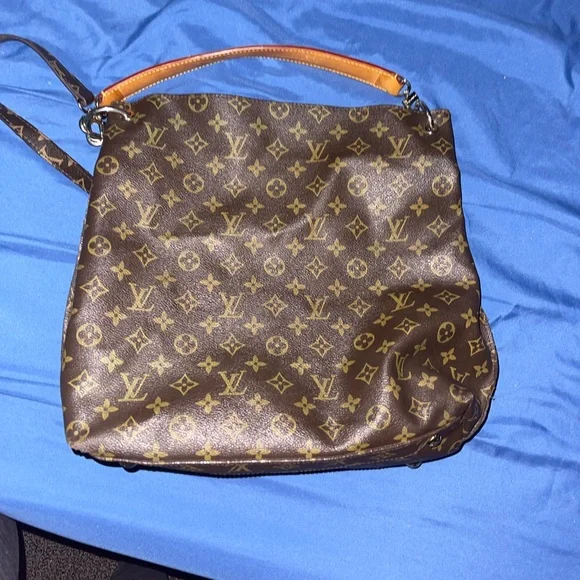 Louis Vuitton purse - Picture 6 of 15